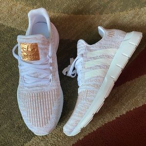 SNKR TWITR snkr twitr Twitter SNKR TWITR snkr twitr Twitter
